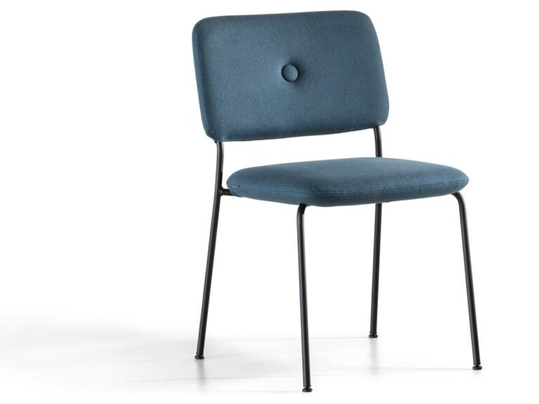 Dundra chair with steel frame, stackable.