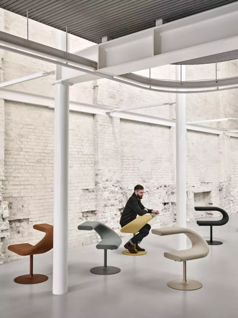 Innovation C creative seating system